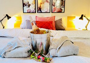 4 bedrooms, internet, bed sheets - Apartment Bachperle with balcony in the Alpenlandhaus in a central yet natural location (Kiefersfelden)