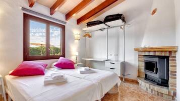 3 Schlafzimmer, Bügeleisen/Bügelbrett, kostenloses WLAN, Bettwäsche