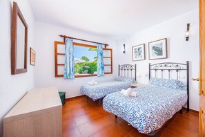 3 bedrooms, iron/ironing board, free WiFi, bed sheets - Holiday Home Can Amer with Mountain View, Wi-Fi, A/C, Pool, Garden & Terrace (Pollensa)