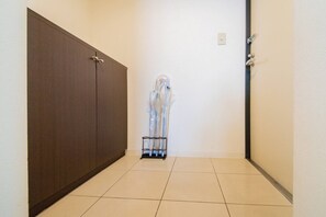 Interior entrance - Blue (Sapporo)