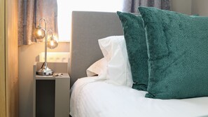 3 chambres, fer et planche à repasser, accès au Wi-Fi (inclus)