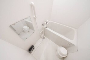 Double Room, Non Smoking | Bathroom