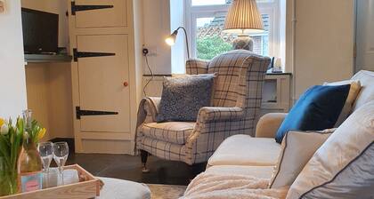 Cosy cottage central location