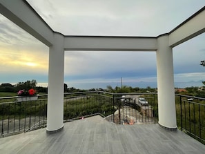 Terrace/patio - "assabinirica B&b" (Acquedolci)