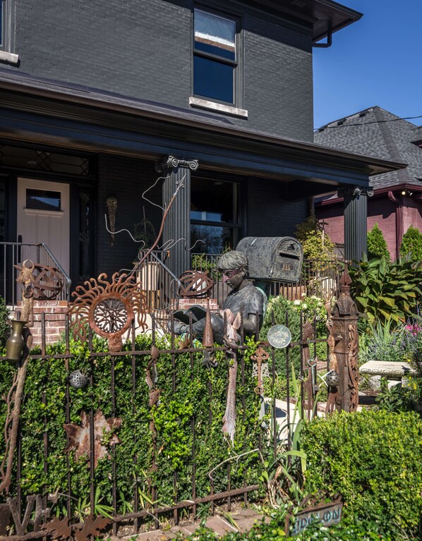Exterior detail - Five Points House 2 • Heated Pool, Hot Tub, Bar, Grill, Fire Pit (Nashville)