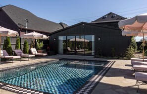 Outdoor pool, a heated pool - Five Points House 2 • Heated Pool, Hot Tub, Bar, Grill, Fire Pit (Nashville)