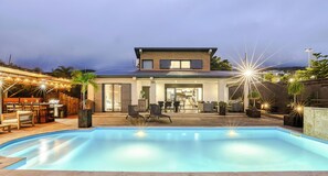 A heated pool - VILLA SYLBRIA - 4-bedroom villa, heated pool & sea view (ETANG SALE LES HAUTS)