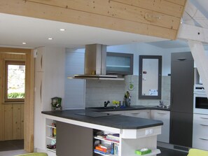 Fridge, microwave, dishwasher