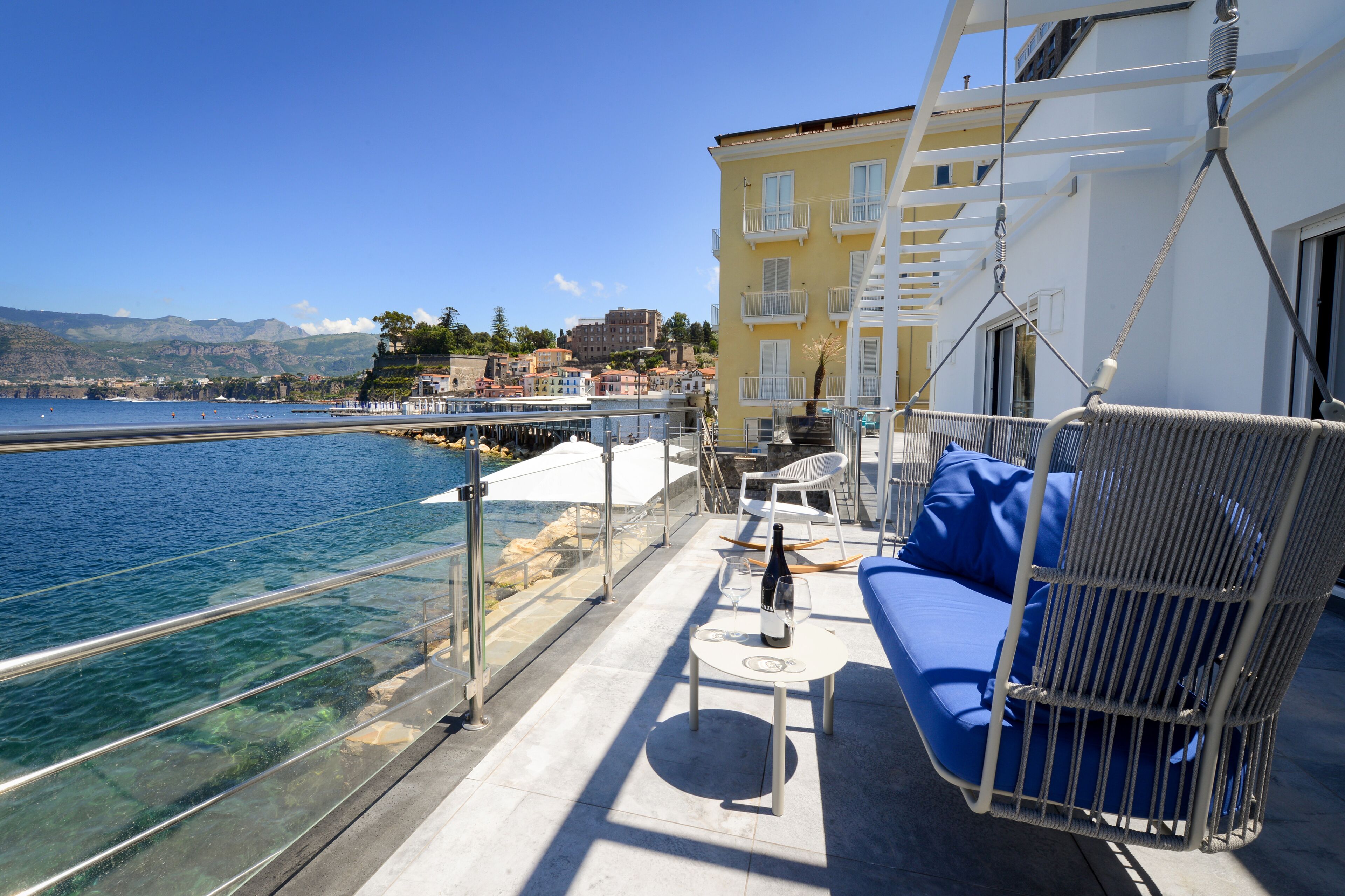Beachfront Villa Sorrento