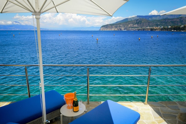 Terrasse au soleil