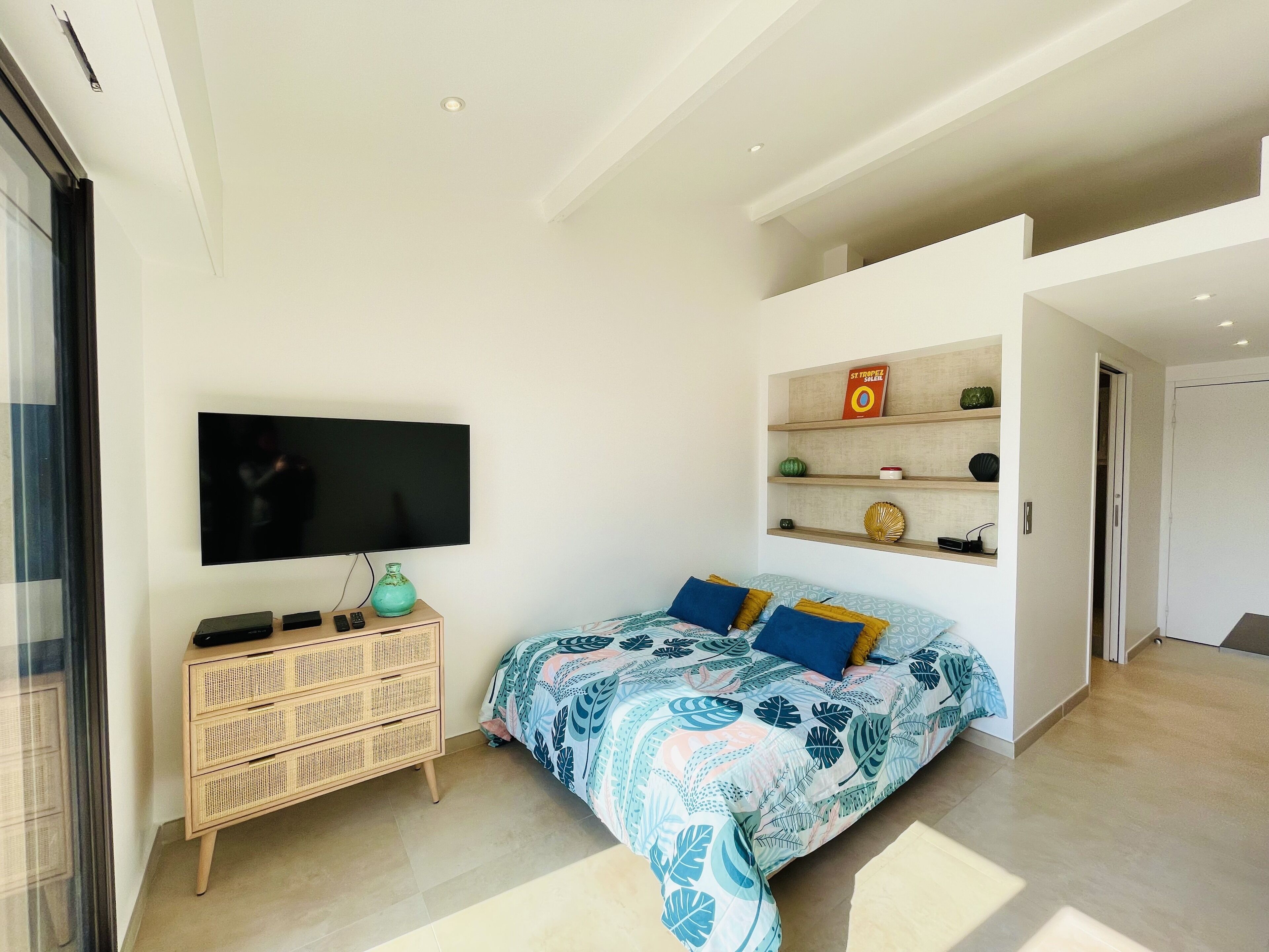 Port-grimaud, Magnifique Studio Rénové Front de Mer