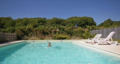 200m from the river: 3-star gite with swimming pool