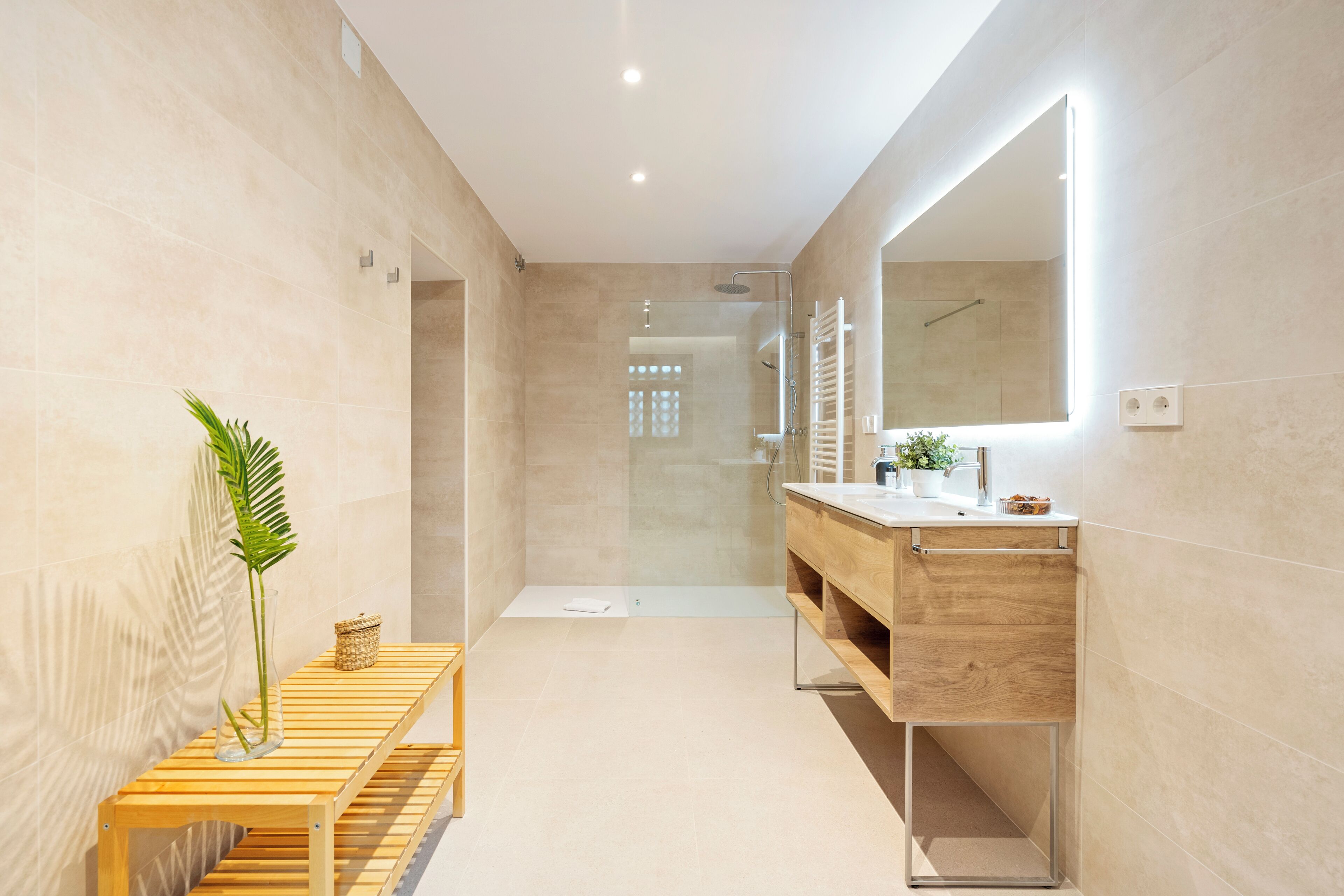 Hair dryer