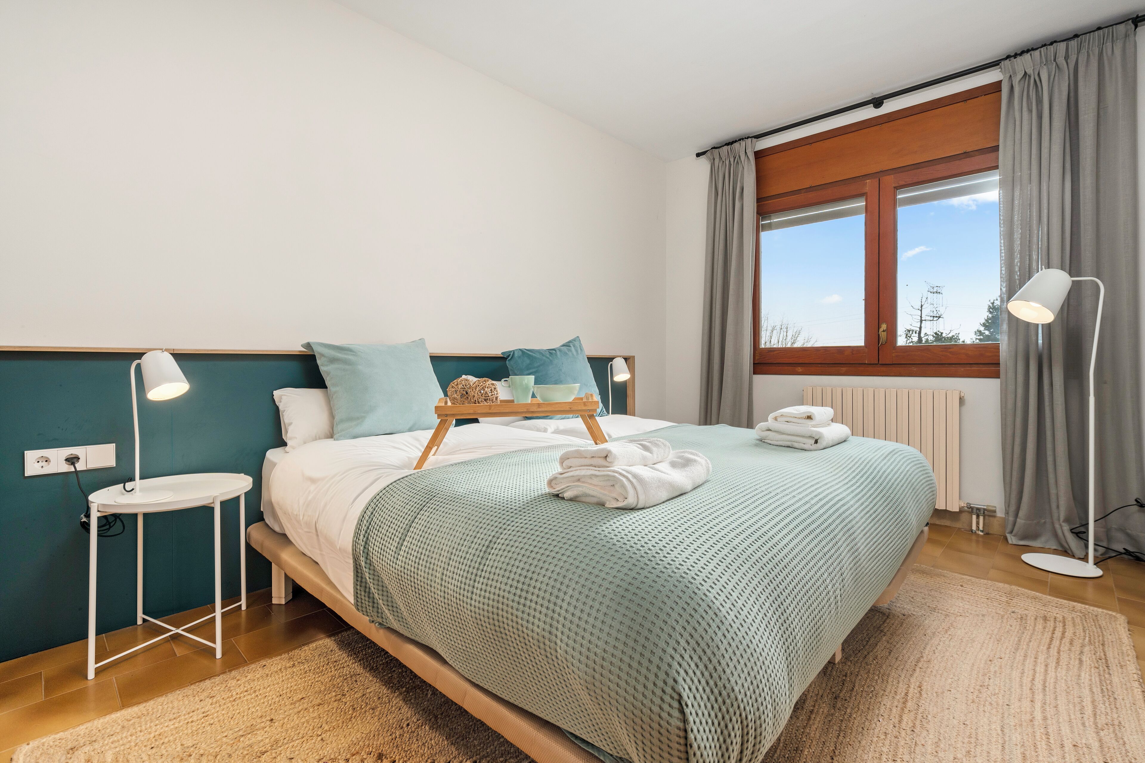 7 bedrooms, iron/ironing board, free WiFi, bed sheets