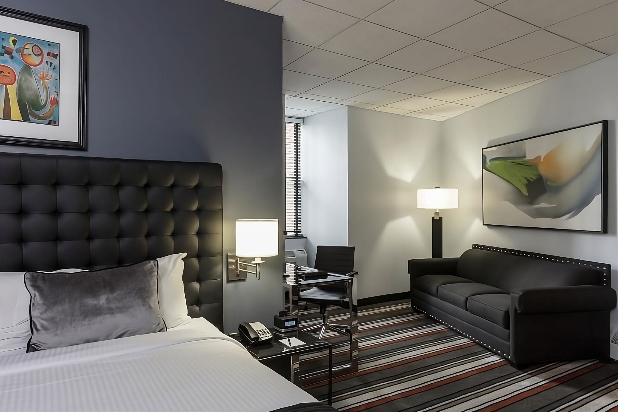 Superior King Bedded Room at Broadway Plaza Hotel