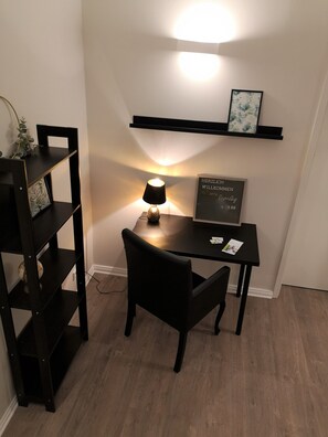 Deluxe Apartment | Living area - Gäste-Liesel Ferienwohnungen (Bad Pyrmont)
