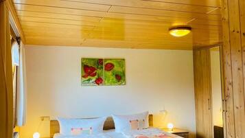 2 Schlafzimmer, Bügeleisen/Bügelbrett, Reisekinderbett, kostenloses WLAN