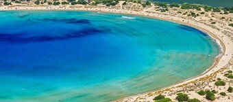 Villa Vlassoula - Beachfront Luxury Villa with Private Pool & Garden Heaven