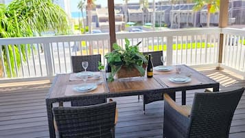 House, 4 Bedrooms | Outdoor dining