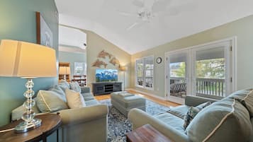 Téléviseur connecté, livres, chaîne audio