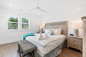 6 slaapkamers, een strijkplank/strijkijzer, internet, beddengoed