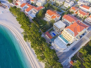 Exterior - Private seaside Villa with pool in Baška Voda, Dalmatia, Croatia (Baška Voda)