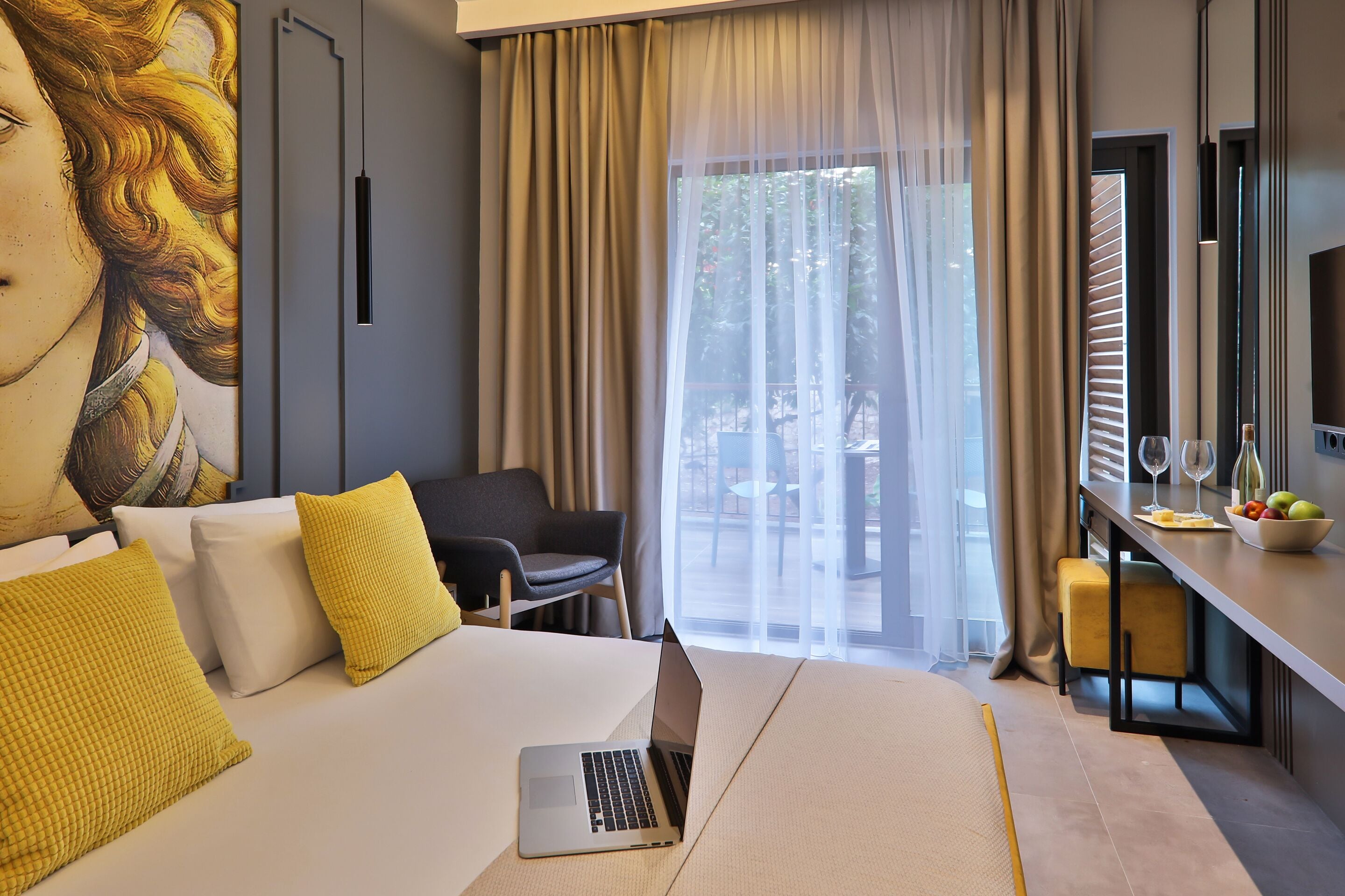 superior double room, garden view, ground floor | in-room safe, blackout curtains, soundproofing, iron/ironing board