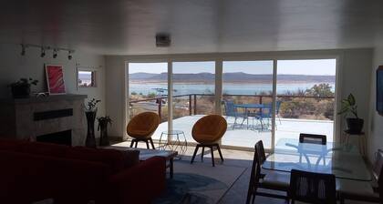 LAKEFRONT- Mid Century Bungalow