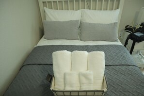 1 bedroom, iron/ironing board, travel cot, free WiFi