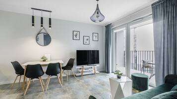 Lägenhet Comfort | 1 sovrum, sängtillbehör av högsta kvalitet och skrivbord