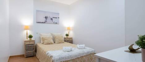 1 soverom, strykejern/-brett, wi-fi og sengetøy