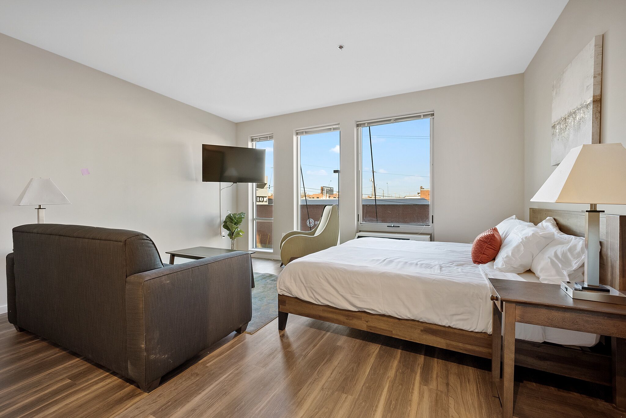 The Perfect Retreat: Relax and Rejuvenate in a Stunning Resort Setting 353