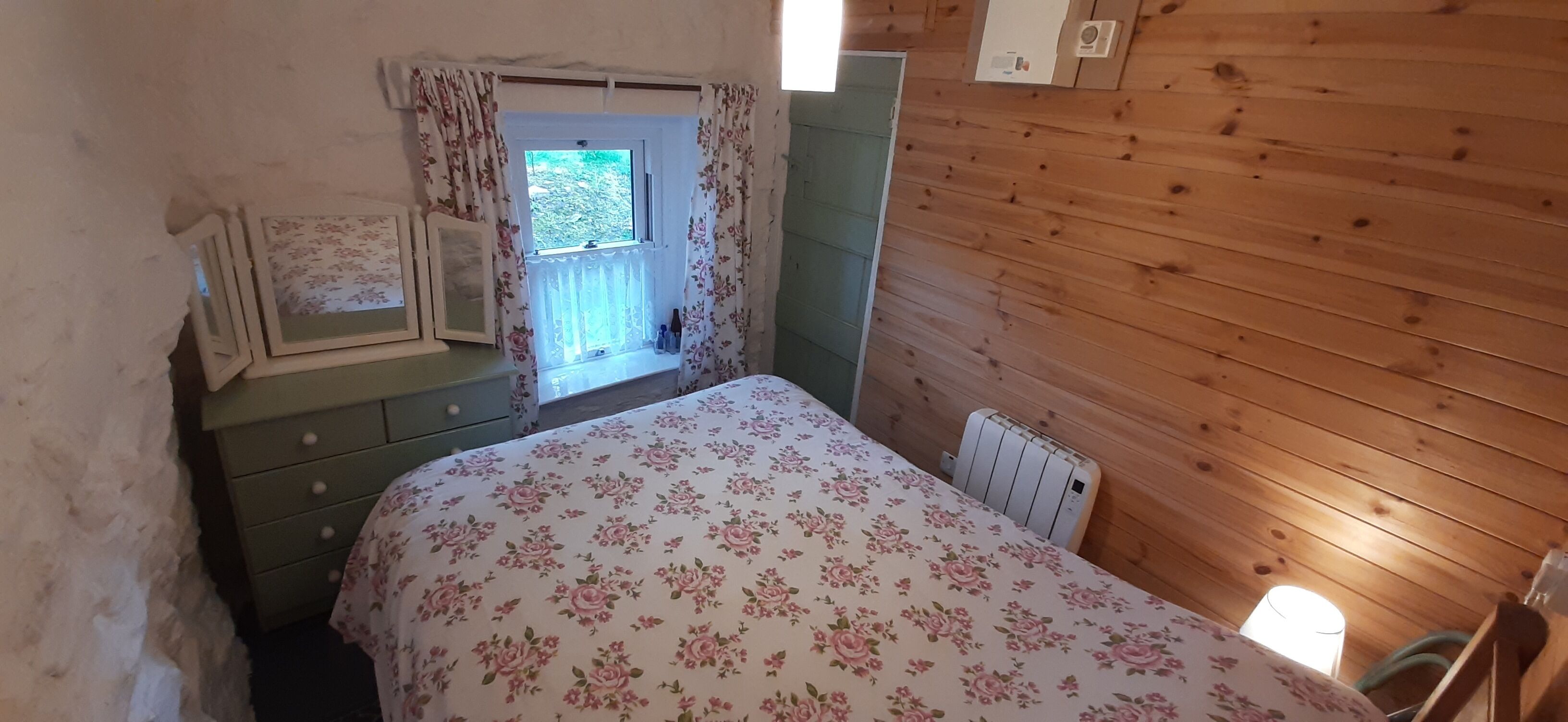 Cottage | 1 kamar tidur, setrika/meja setrika, dan seprai linen