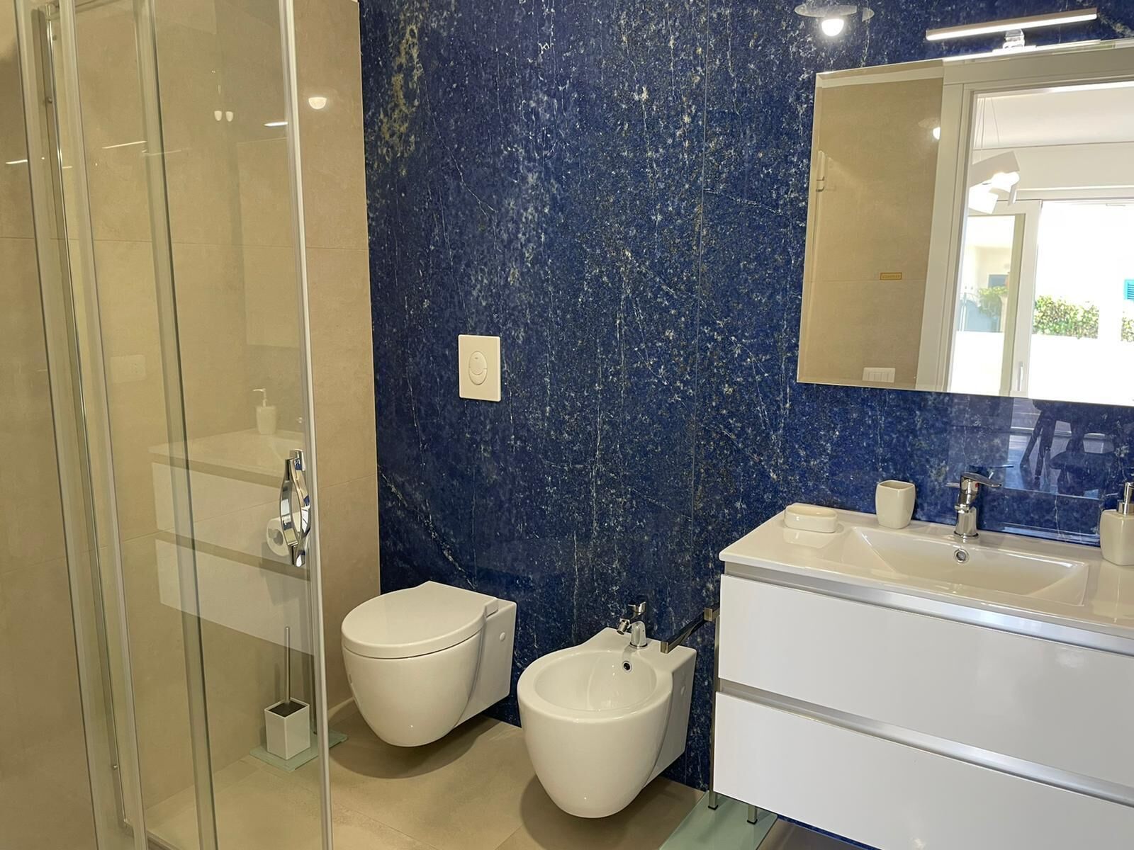 Elite Luxury Residence Appartamento con Piscina a due Passi dal Mare