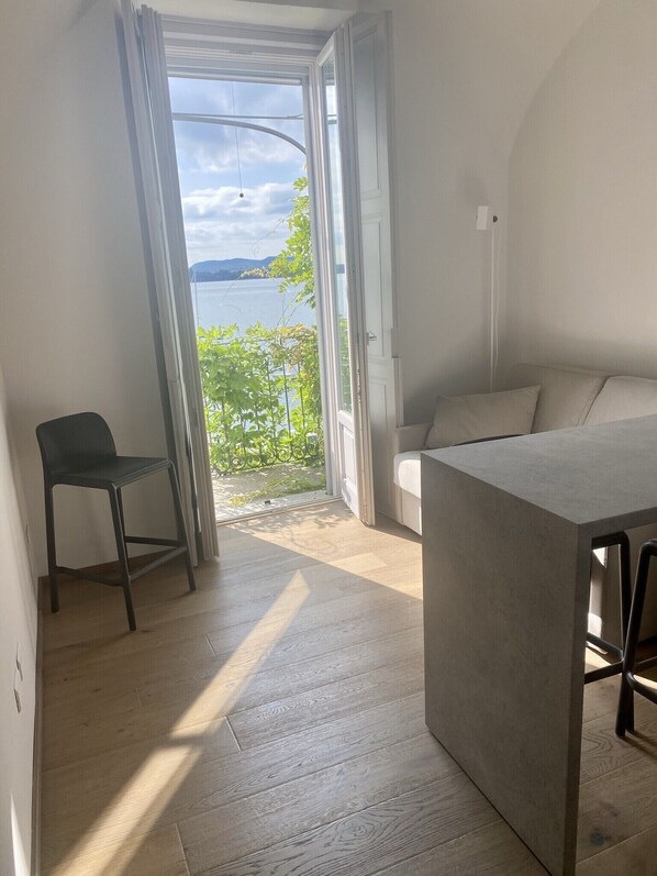 TV - La Dimora del Glicine (Belgirate)