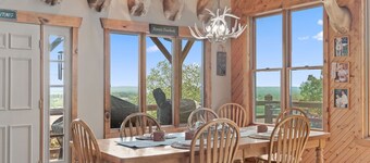 Incredible Cabin with Even Better Views with Local Golf Opportunities!