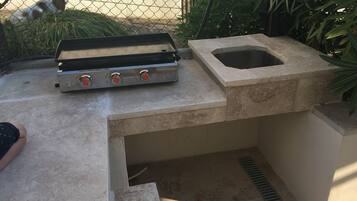 Enceinte de lâhĂ©bergement