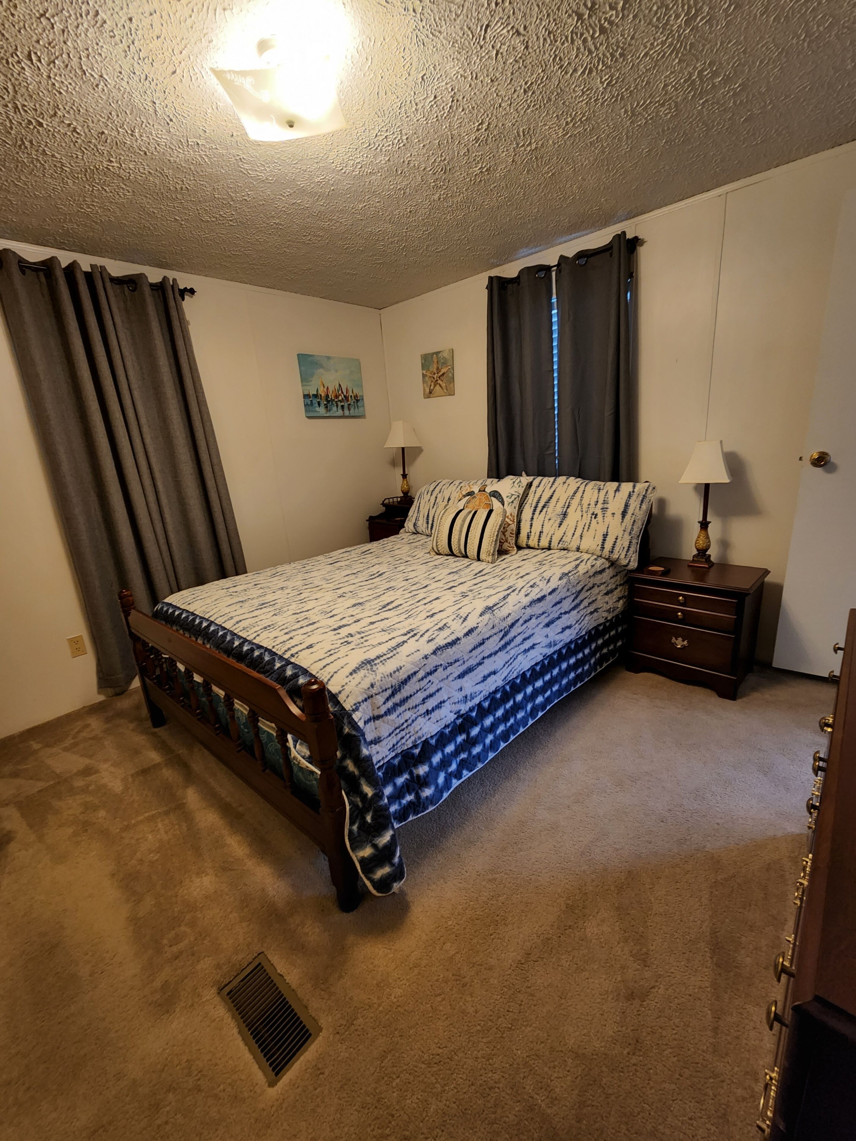 Country living lake style near Santee 