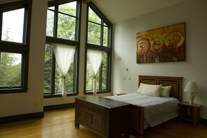 3 Schlafzimmer, Schreibtisch, Bügeleisen/Bügelbrett, kostenloses WLAN