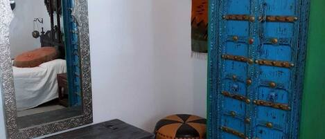 2 camere, ferro/asse da stiro, Wi-Fi gratuito