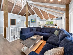 Téléviseur connecté, Netflix, table de ping-pong