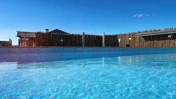 Utomhuspool