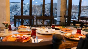 Desayuno buffet incluido todos los días