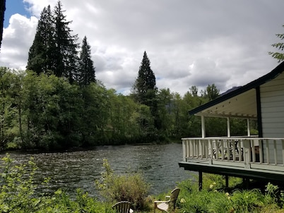 River House on the McKenzie 