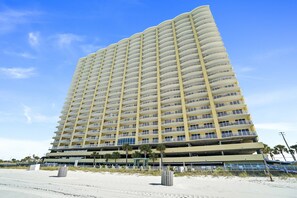 Exterior - Emerald Isle Unit 2004- Snowbirds Welcome - Beachfront (Panama City Beach)
