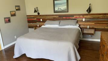 4 habitaciones, escritorio, tabla de planchar con plancha y wifi gratis