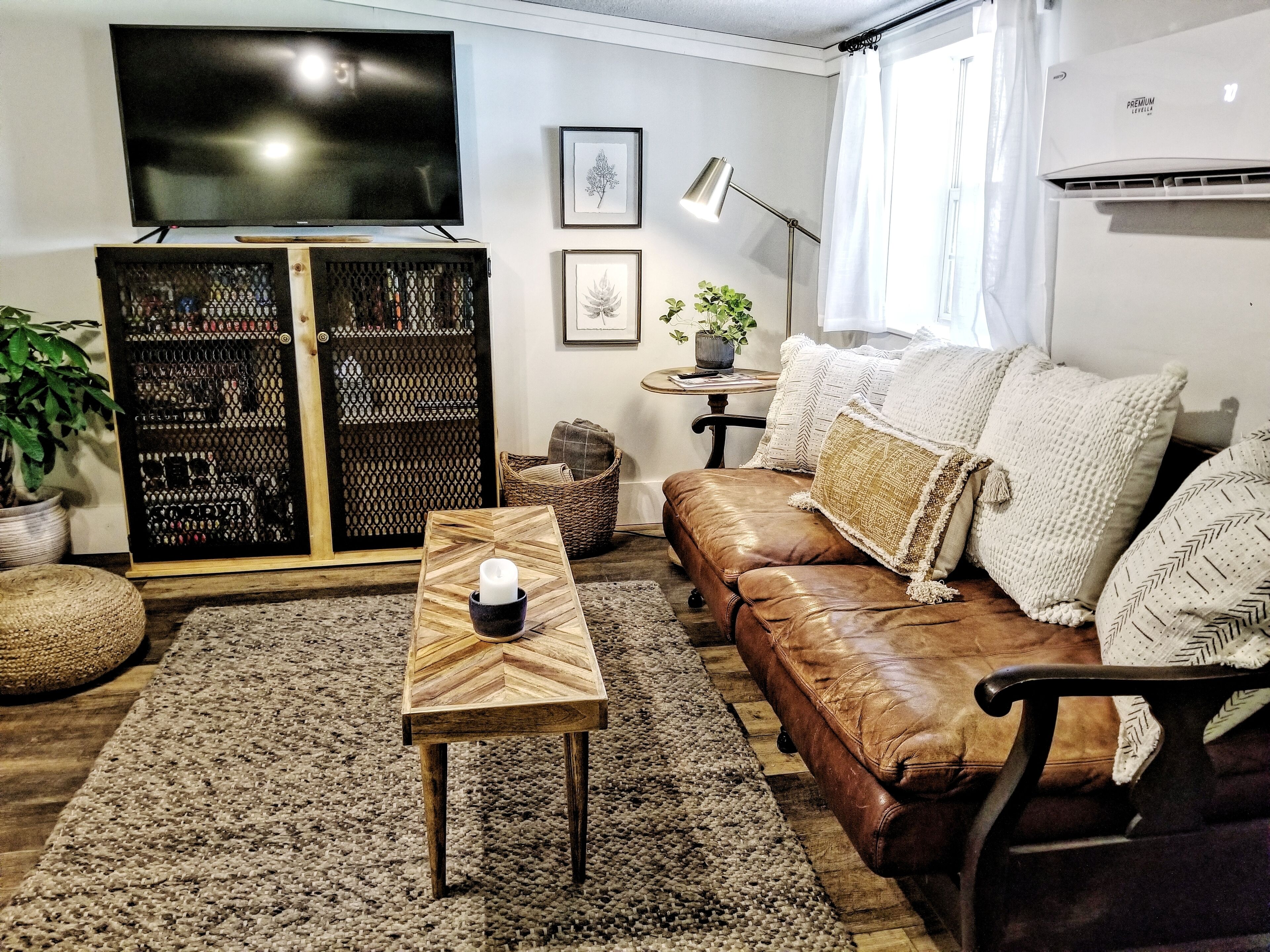 FIDDLEHEAD LOFT🌿 Peaceful & charming space 1.4 miles from  I-81, Exit 29. 