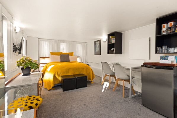 1 Schlafzimmer, Schreibtisch, kostenloses WLAN, Bettwäsche