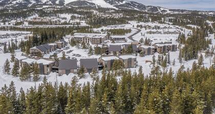 Condo in Big Sky Resort Mountain Village, close to slopes - Hill Condo Studio