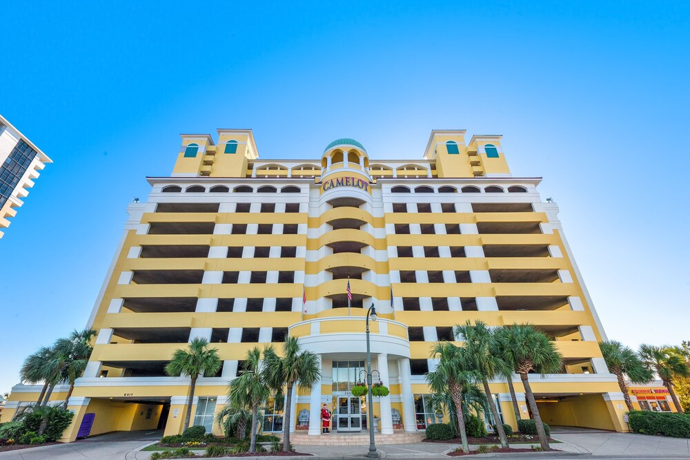 OCEANFRONT 2 BR Condo!! Incredible views!